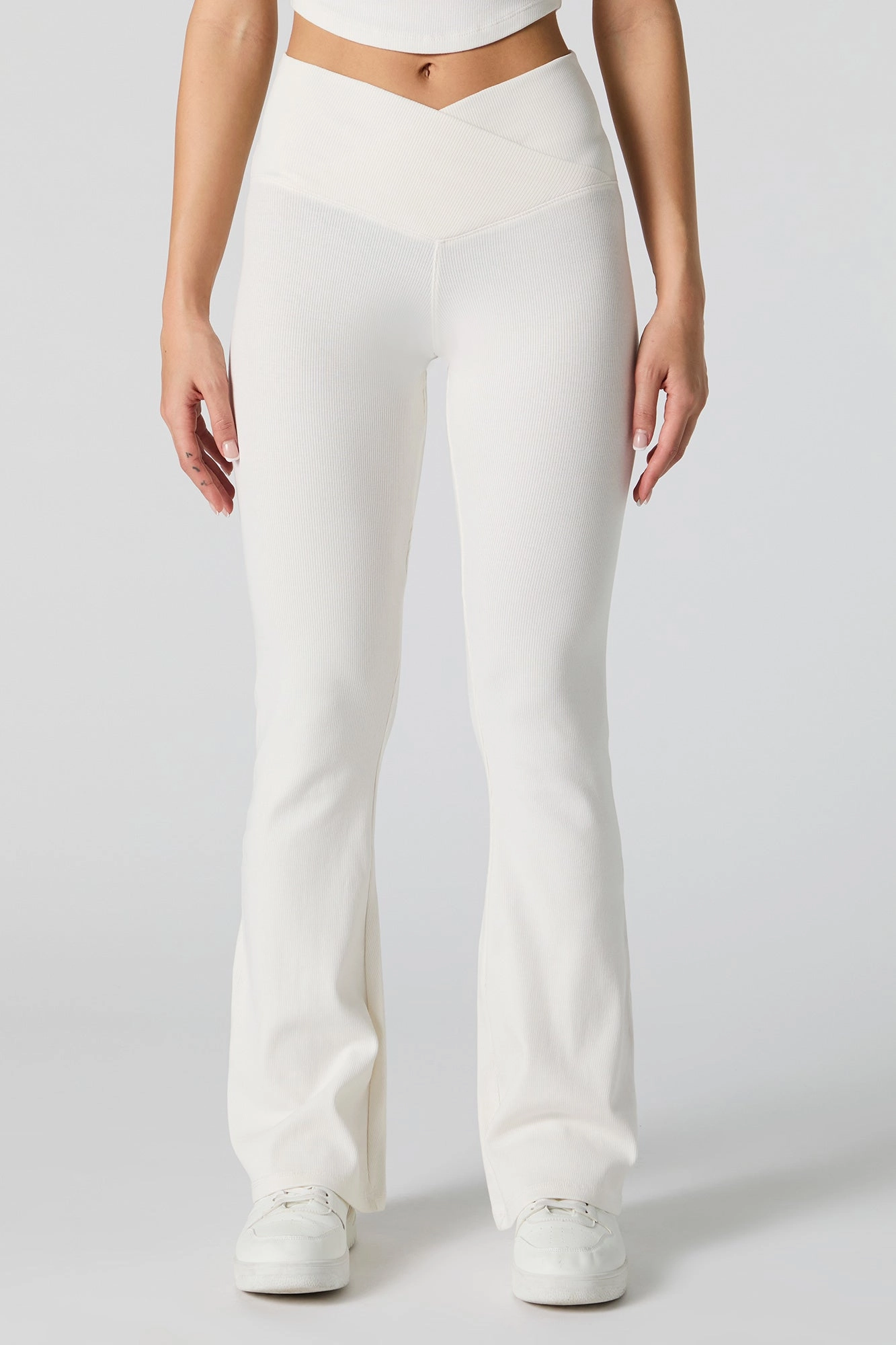 Active Ribbed V Waist Flare Pant