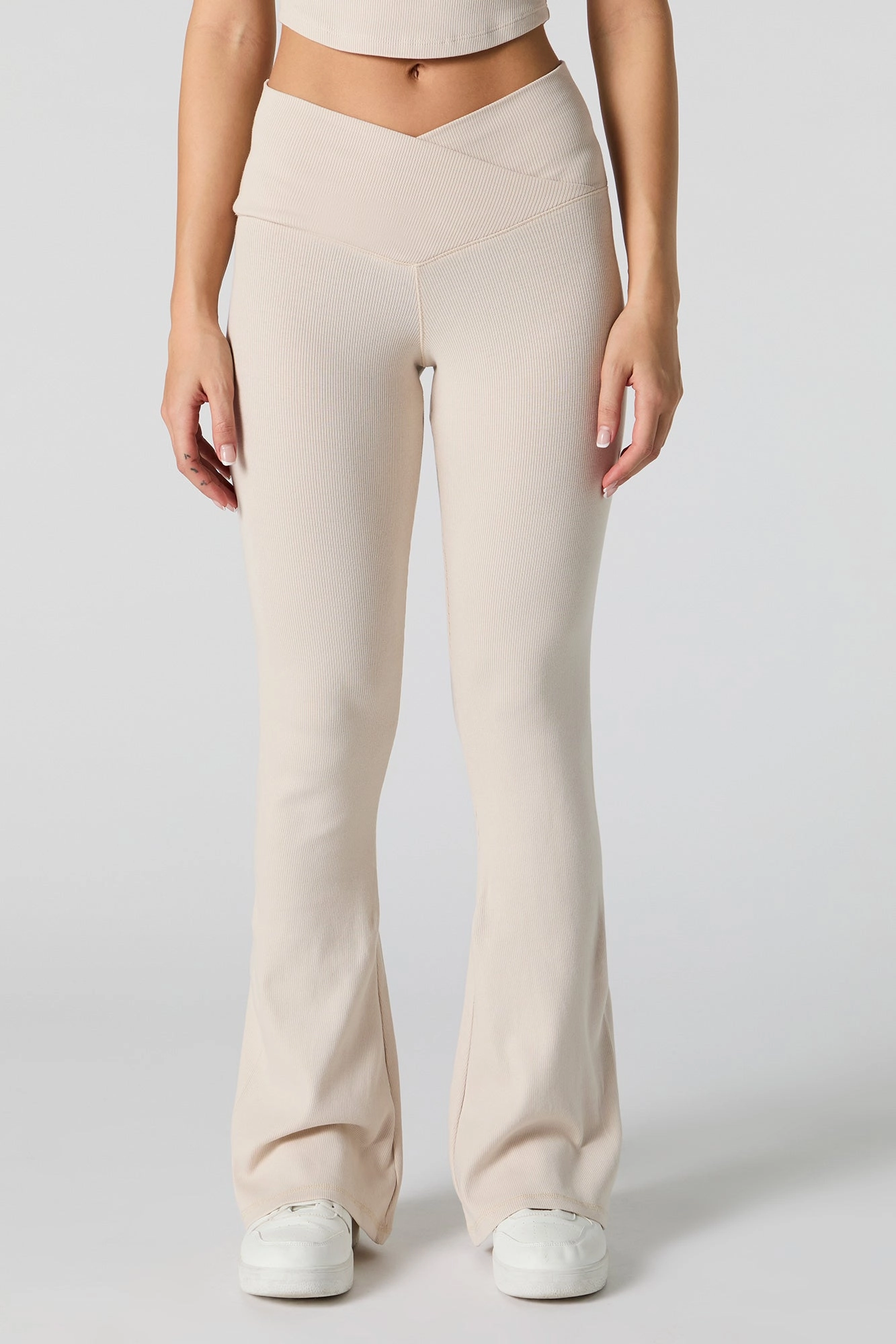 Active Ribbed V Waist Flare Pant