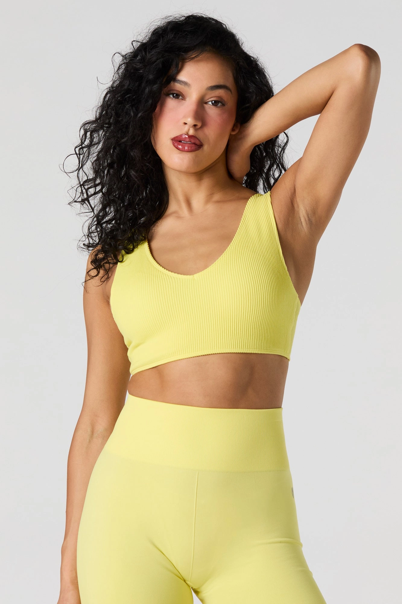 Active Seamless Ribbed V-Neck Tank with Built-In Cups