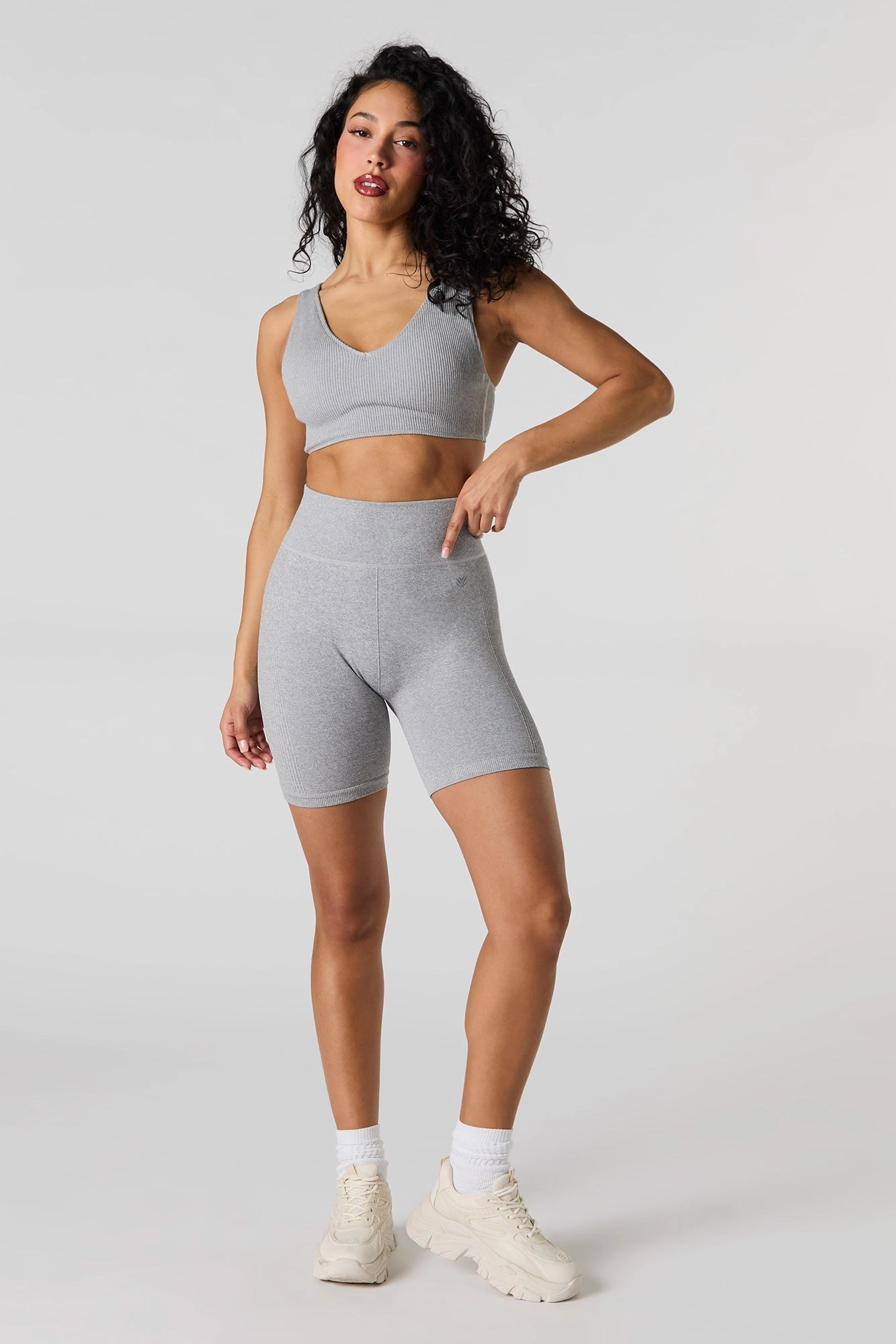 Active Seamless Short