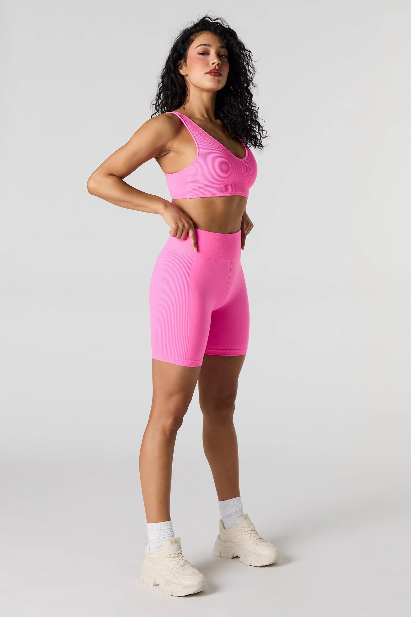 Active Seamless Short