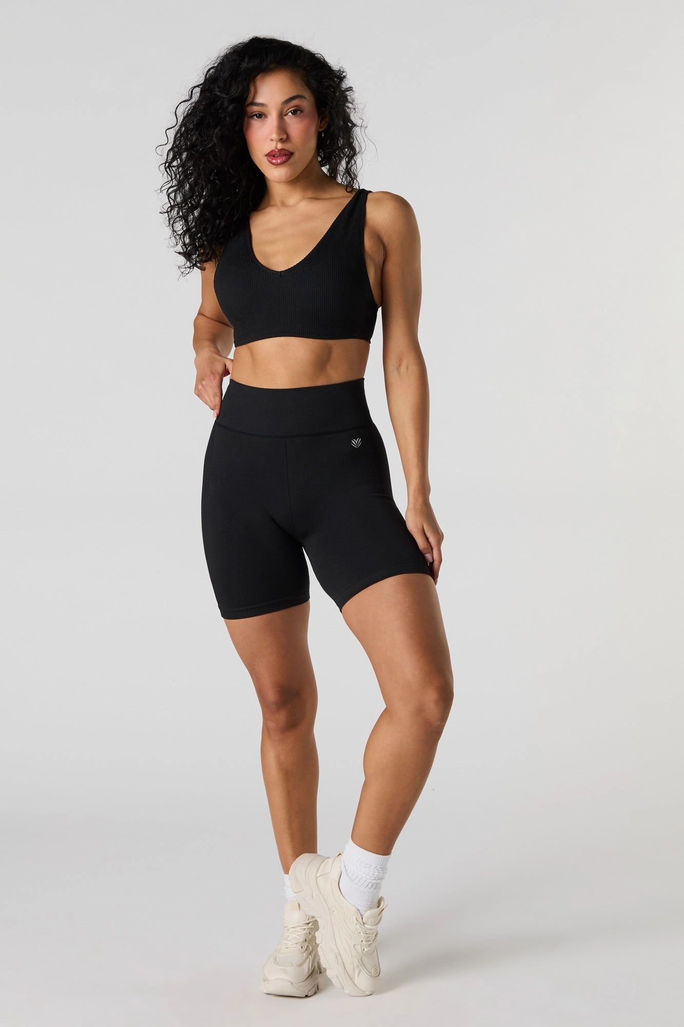 Active Seamless Short