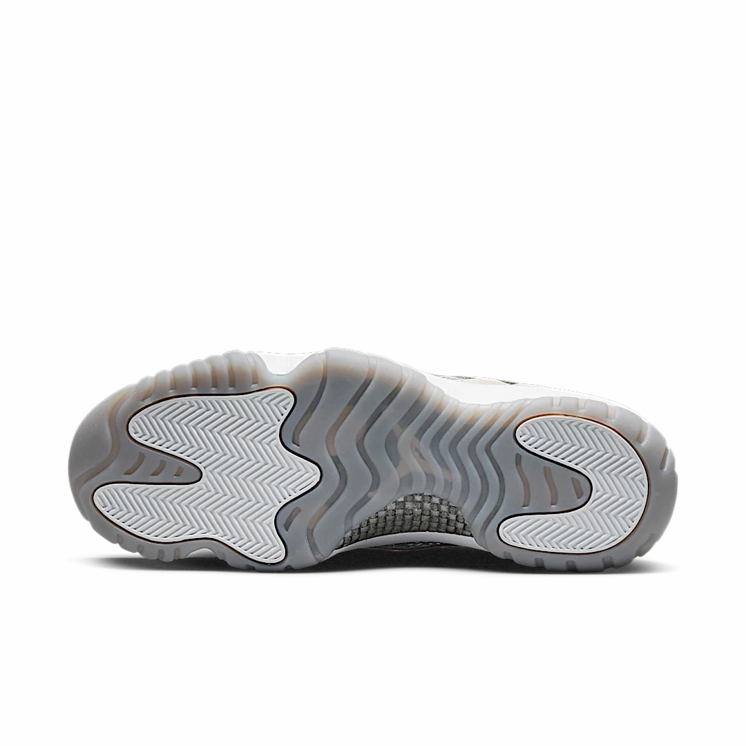 Air Jordan 11 Retro Low IE Light Orewood Brown