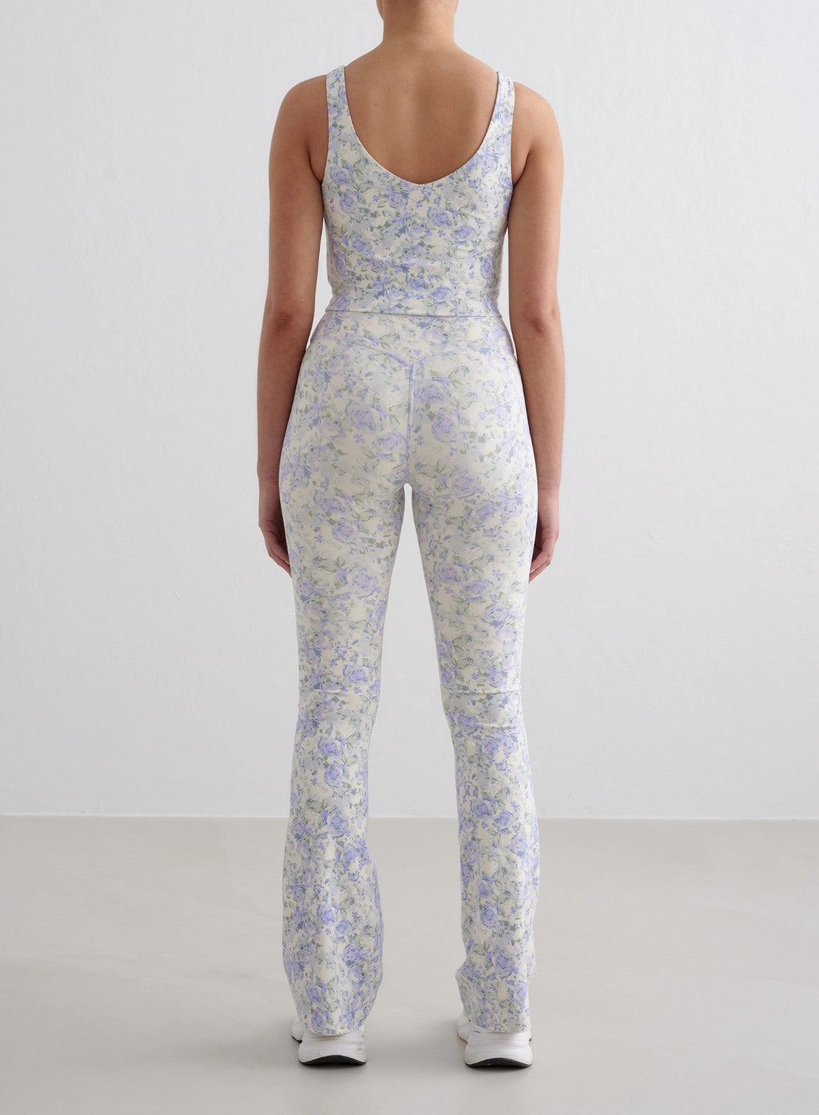Blossom Rose Sense Flare Tights & Bralette Set