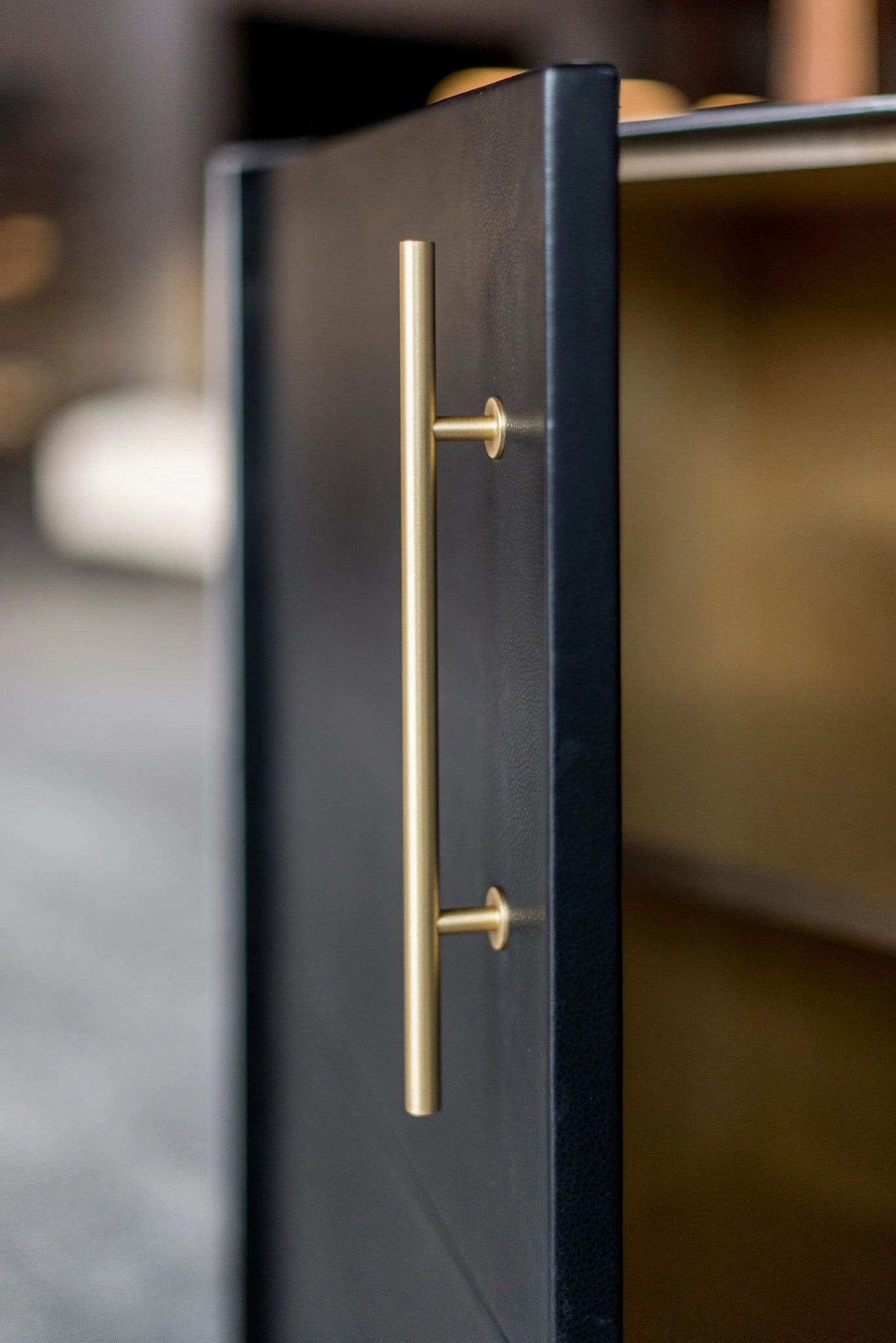 Bronson Credenza (BLK) | STOCK