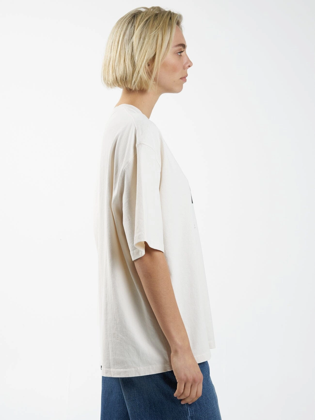 Dark Lily Oversized Tee - Heritage White