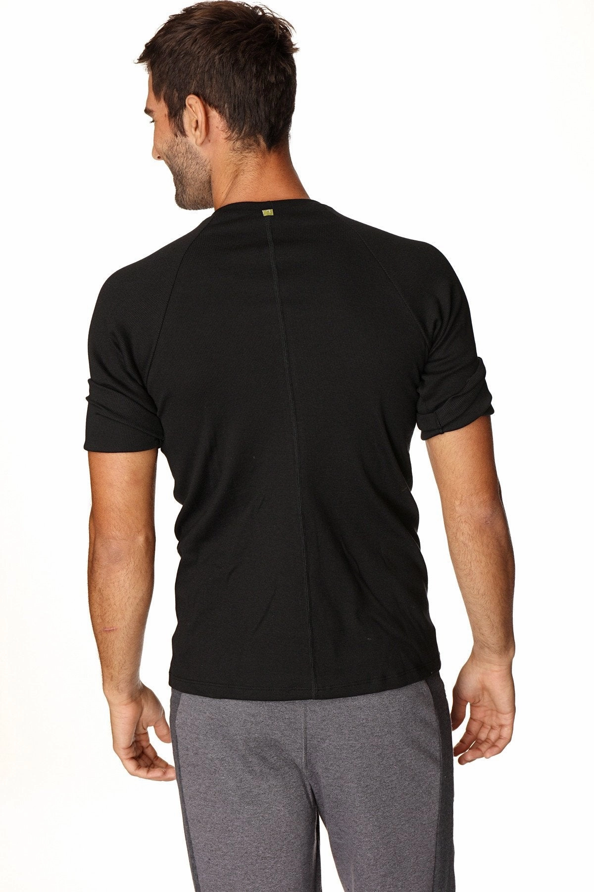 Hybrid CREW Neck Raglan Tee (Black)