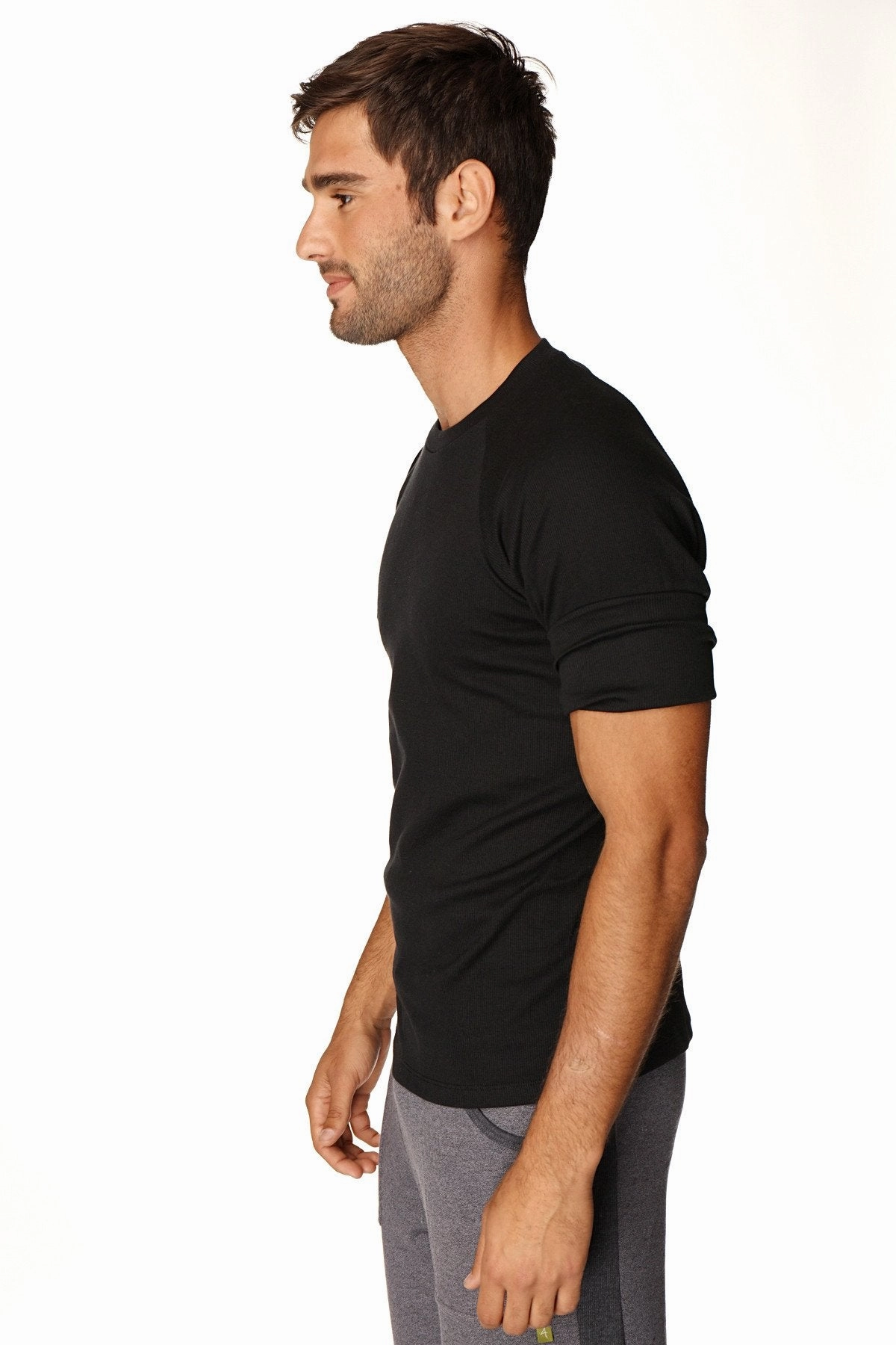 Hybrid CREW Neck Raglan Tee (Black)