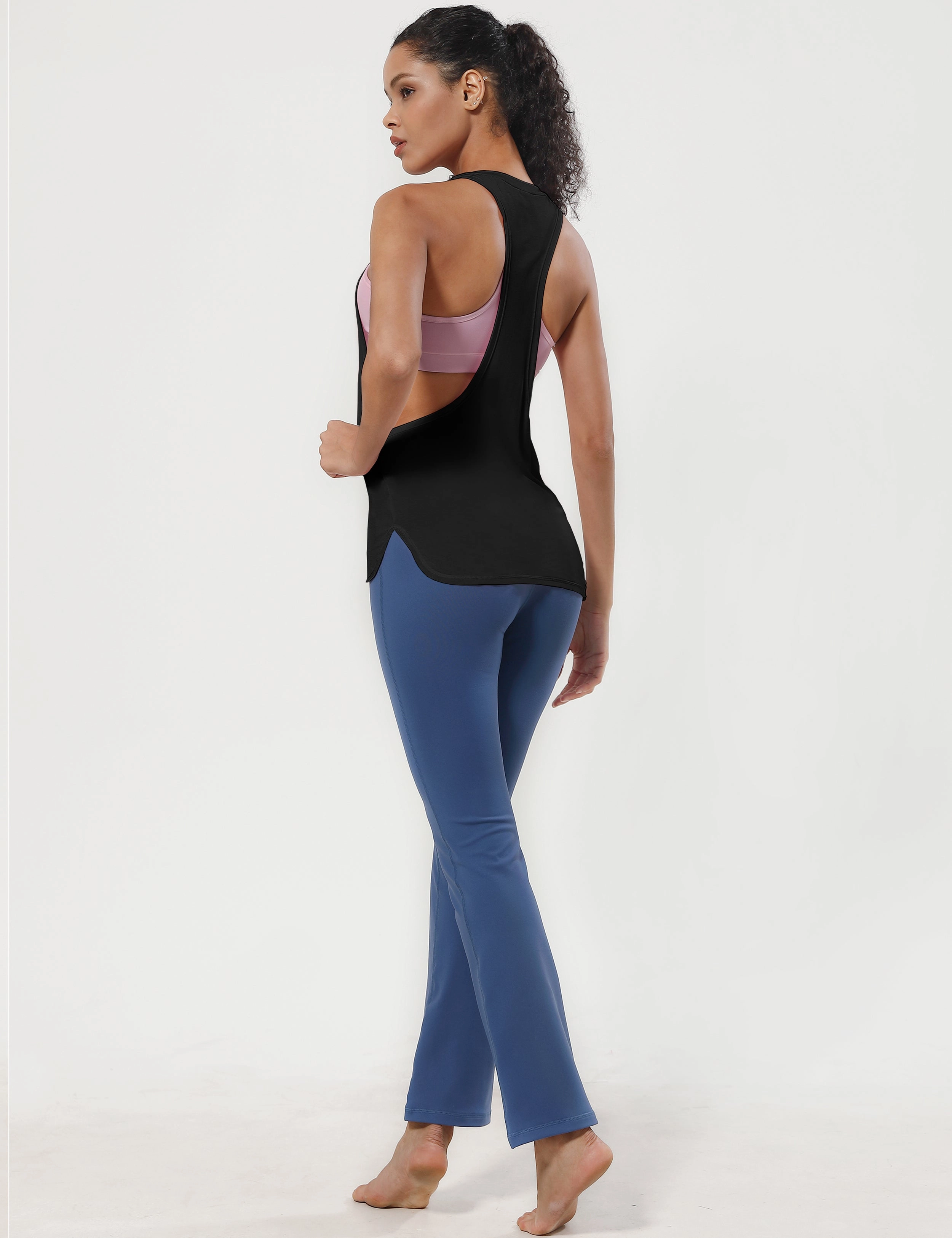 Low Cut Loose Fit Tank Top black_Biking