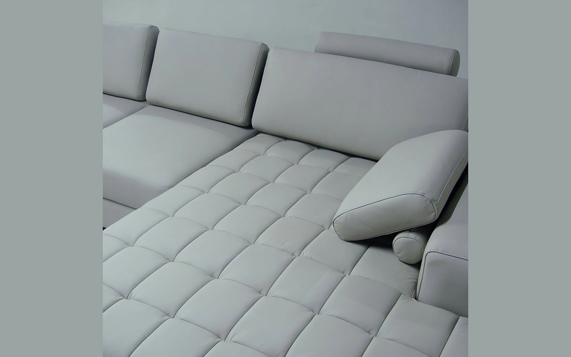 Lyric Small Leather Sectional with Tufted Chaise