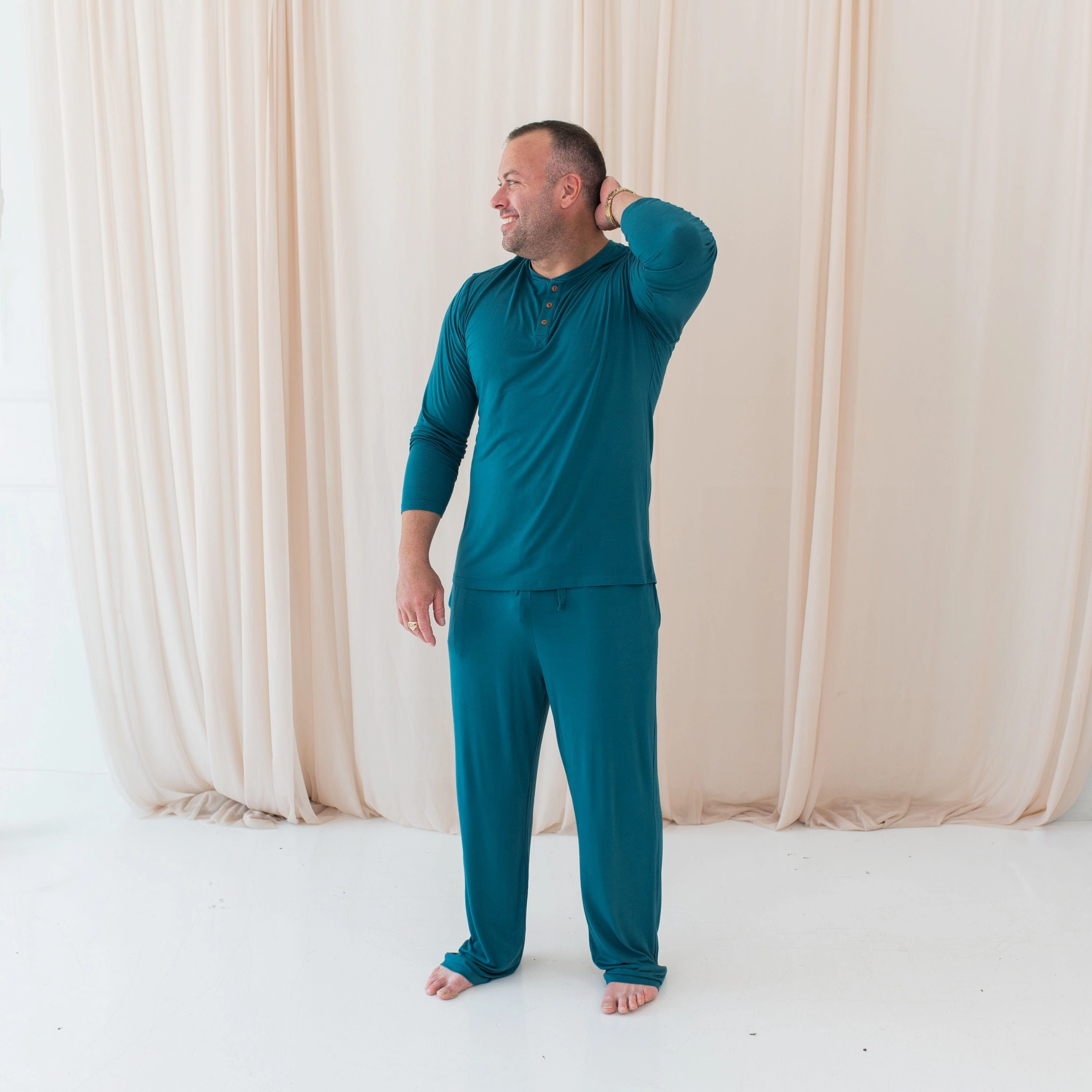 Men's Long Sleeve Henley Top in Loch