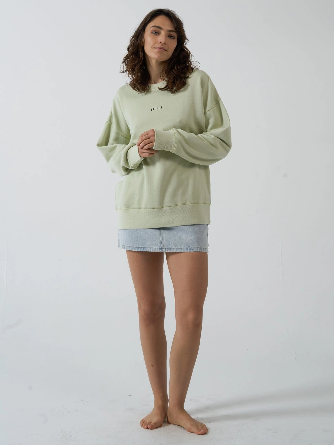 Minimal Thrills Slouch Crew - Pistachio