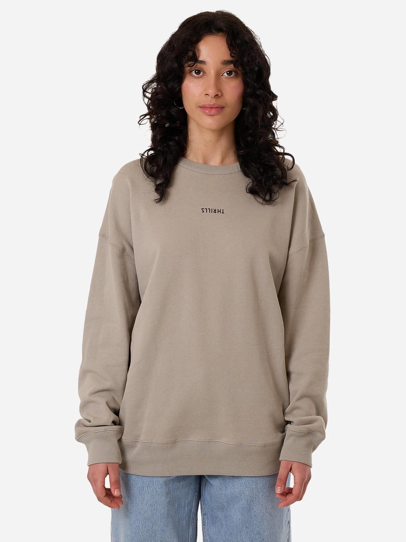 Minimal Thrills Slouch Crew - String