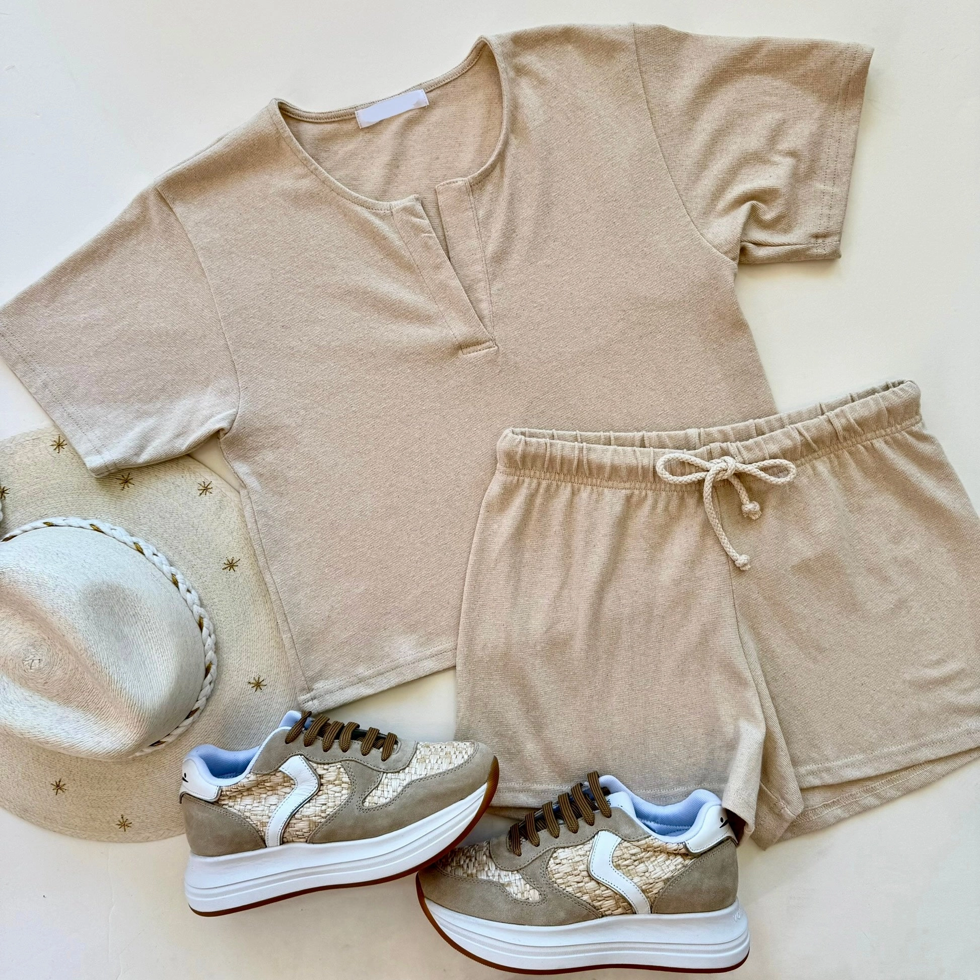 Peb91 Natural Drawstring Short
