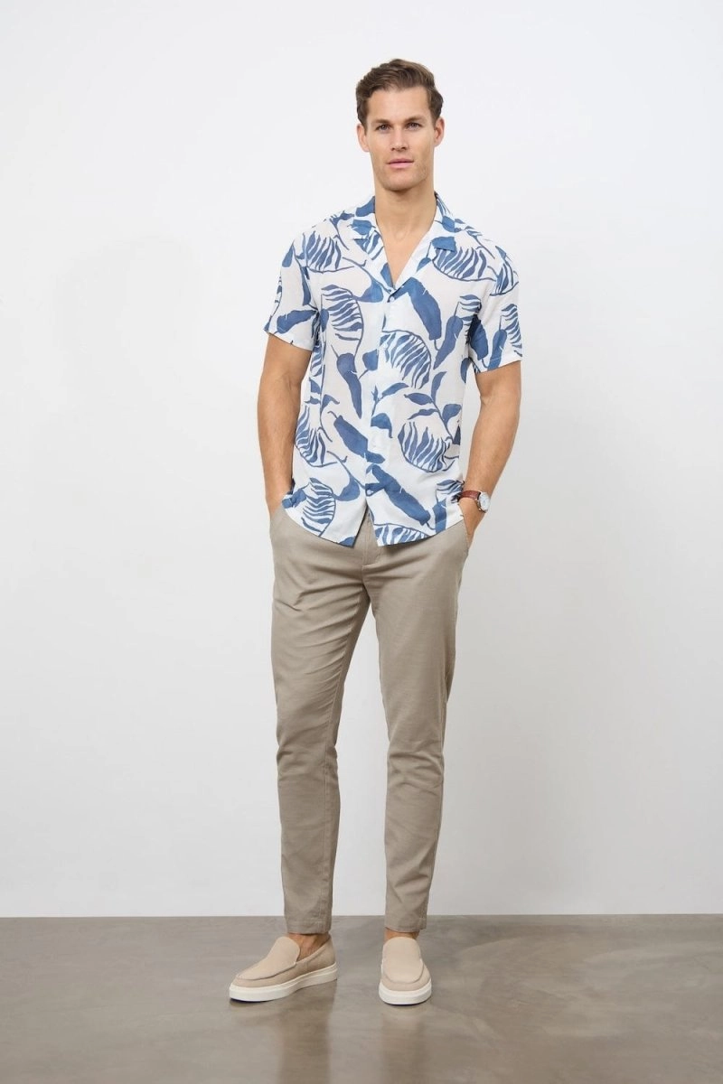 Printed Shirt in Blue Inky Leaves