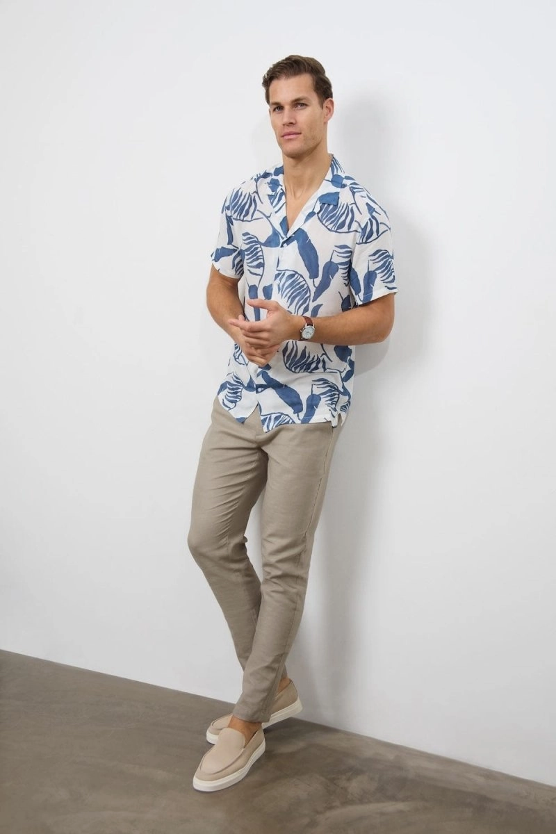 Printed Shirt in Blue Inky Leaves