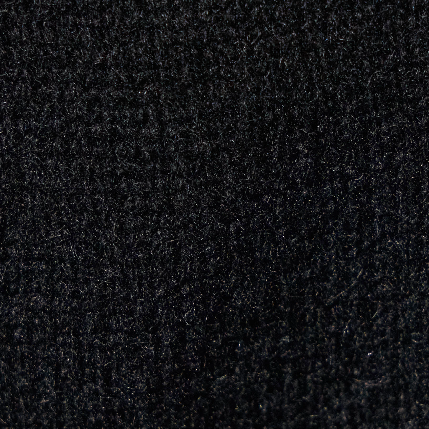 Soft Featherweight Cashmere Vest - Black