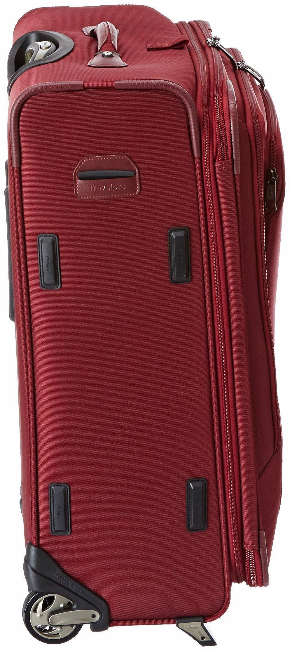 TravelPro Crew 10 Expandable Rollaboard Suiter