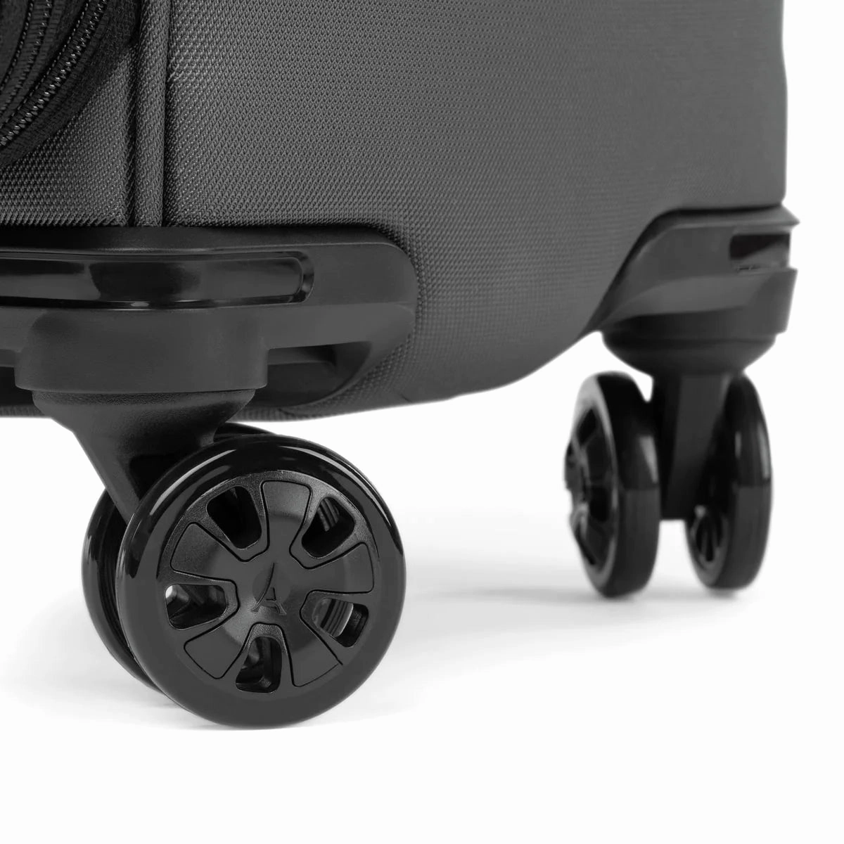 Travelpro Crew Classic Large Check-in Spinner