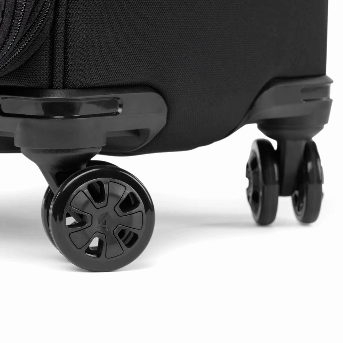 Travelpro Crew Classic Large Check-in Spinner