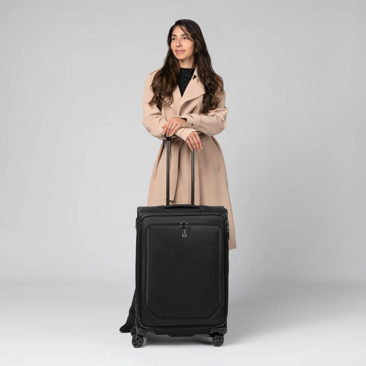 Travelpro Crew Classic Medium Check-in Spinner