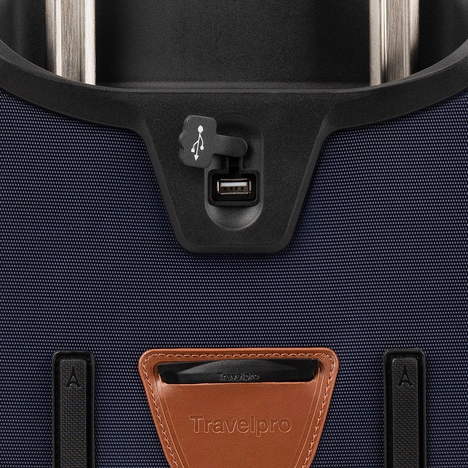 Travelpro Crew Versapack Max Carry-On Exp Spinner