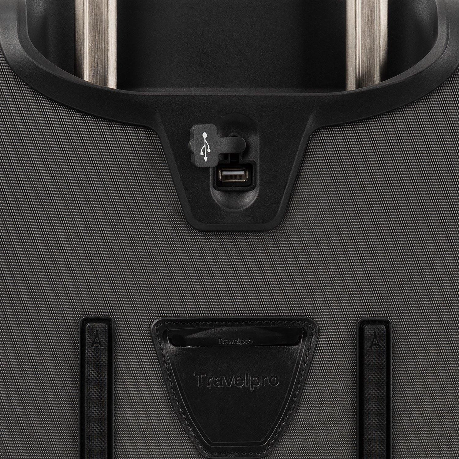 Travelpro Crew Versapack Max Carry-On Exp Spinner