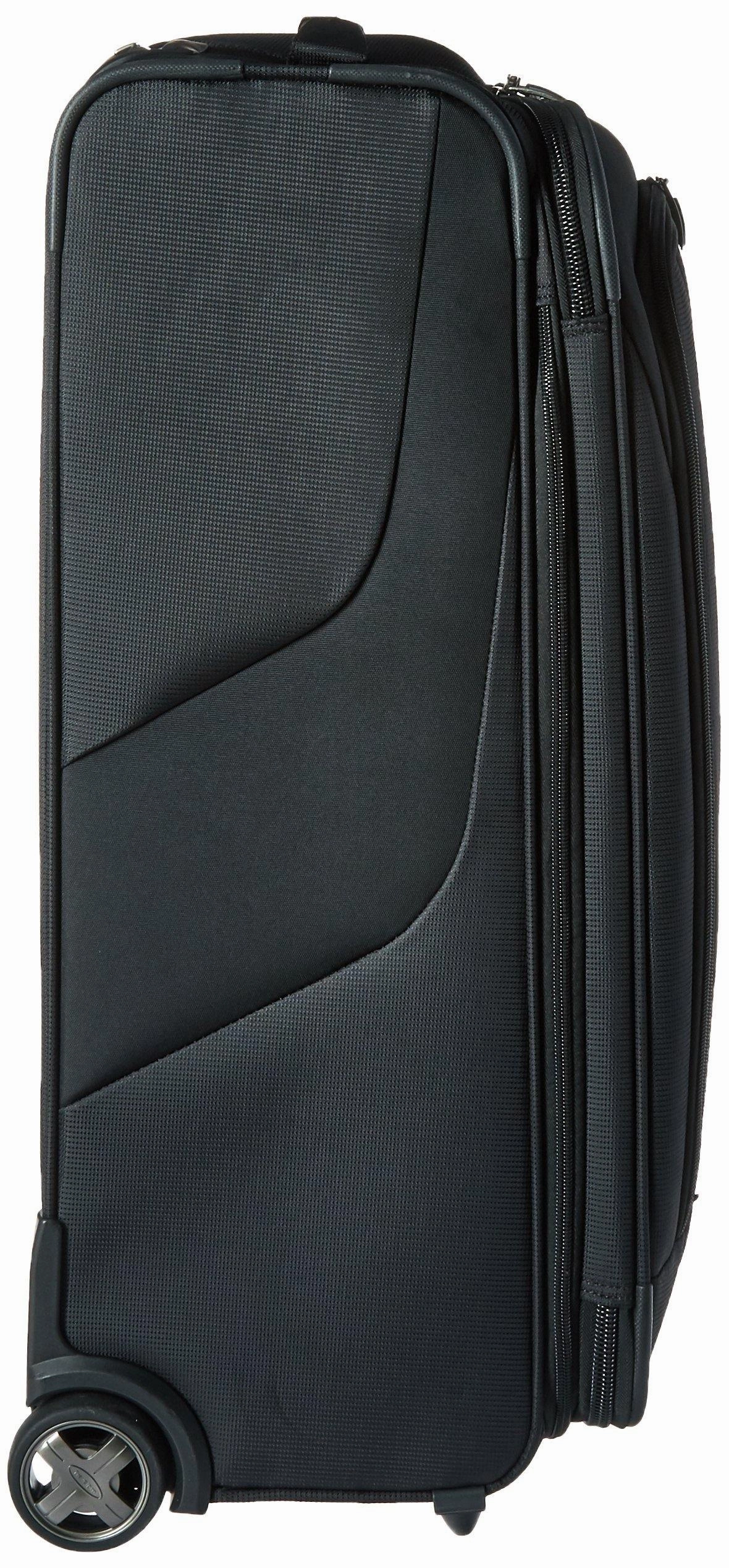 TravelPro Maxlite 4 26" 2-Wheel Medium Luggage