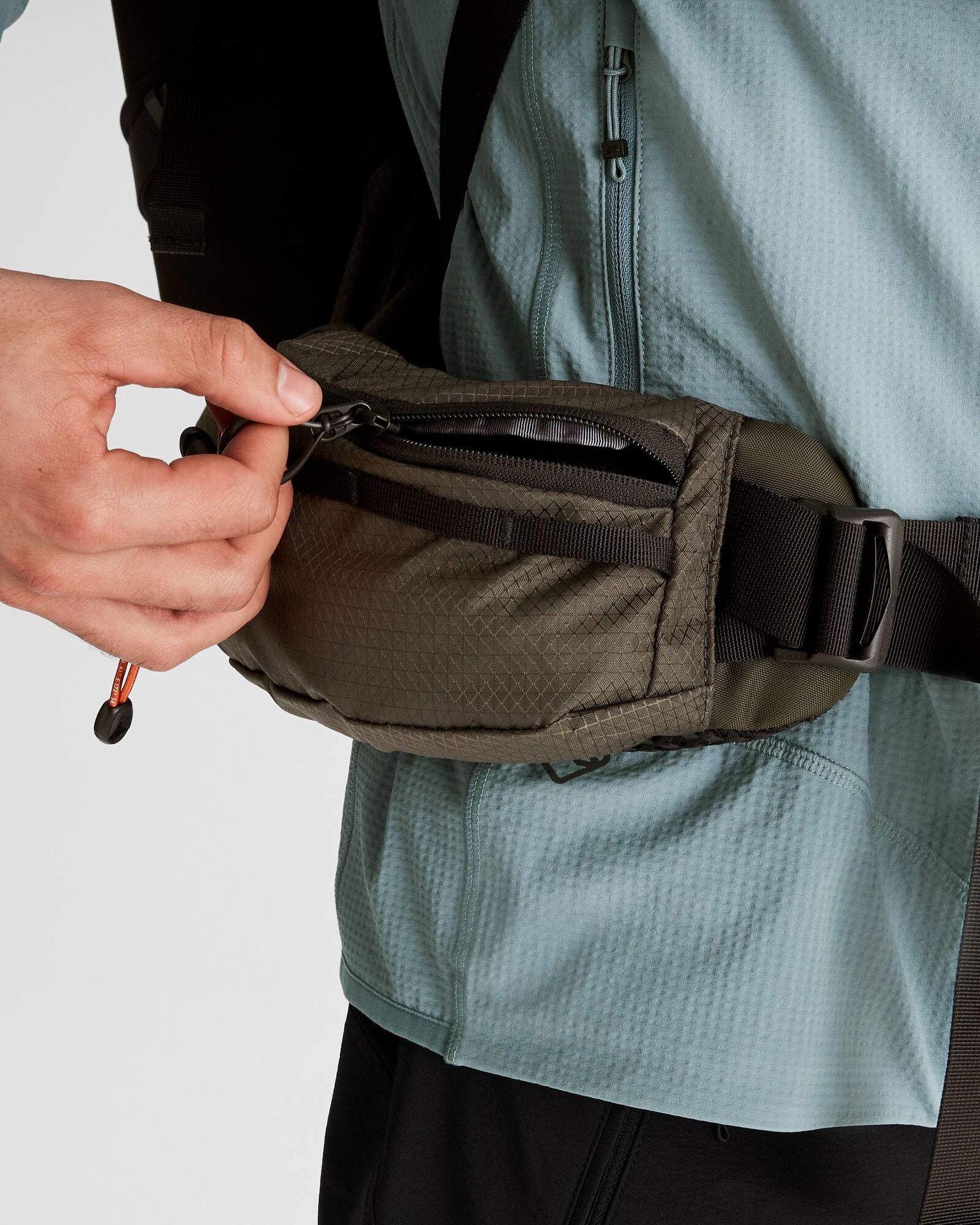 Valorous Pack - 58L - Dark Moss