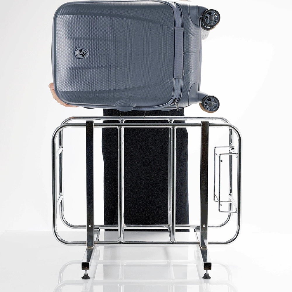 Vantage 21.5 Inch Smart Access™ Carry-on Luggage
