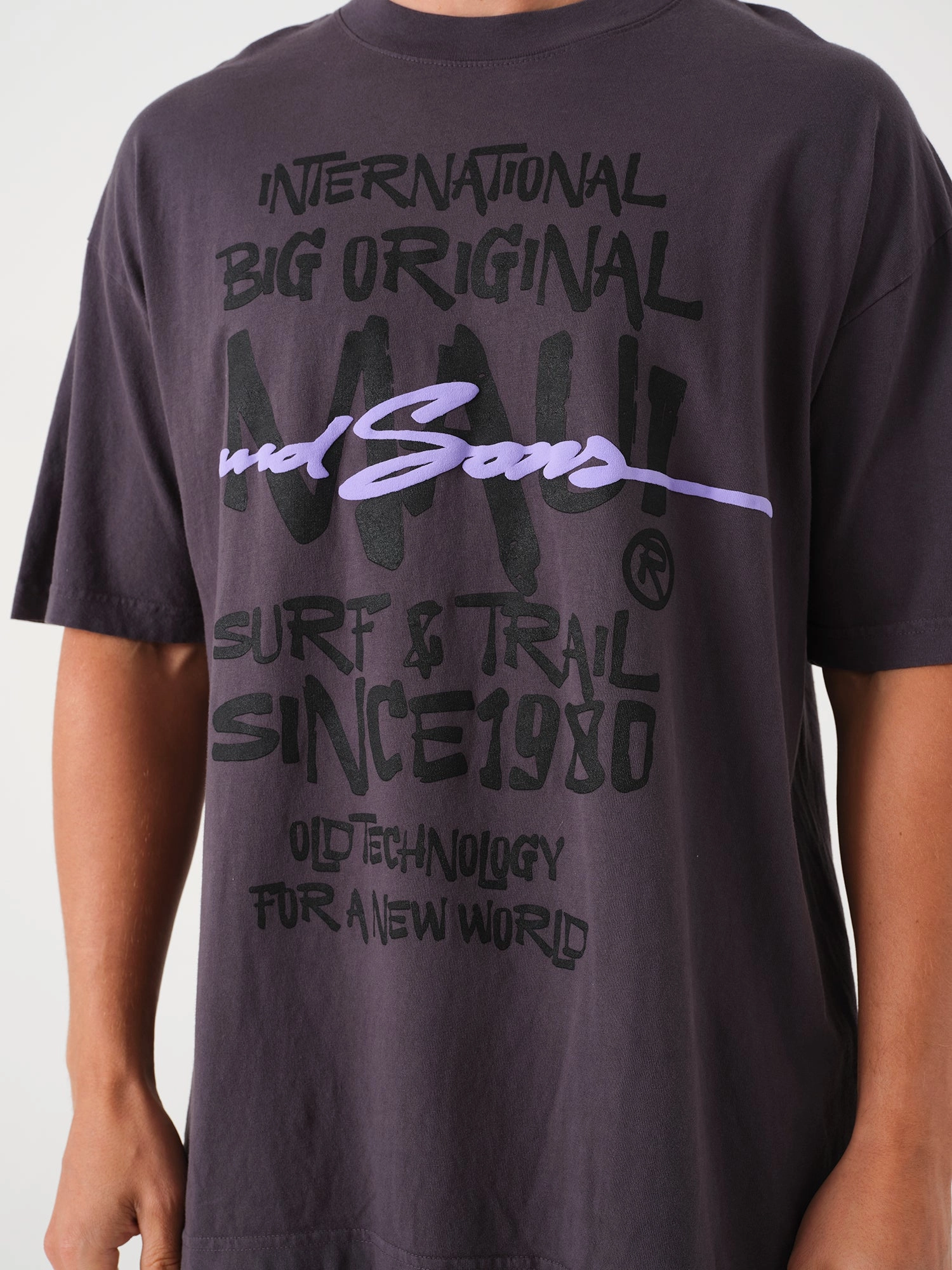 Venice T-Shirt in Dolphin Blue