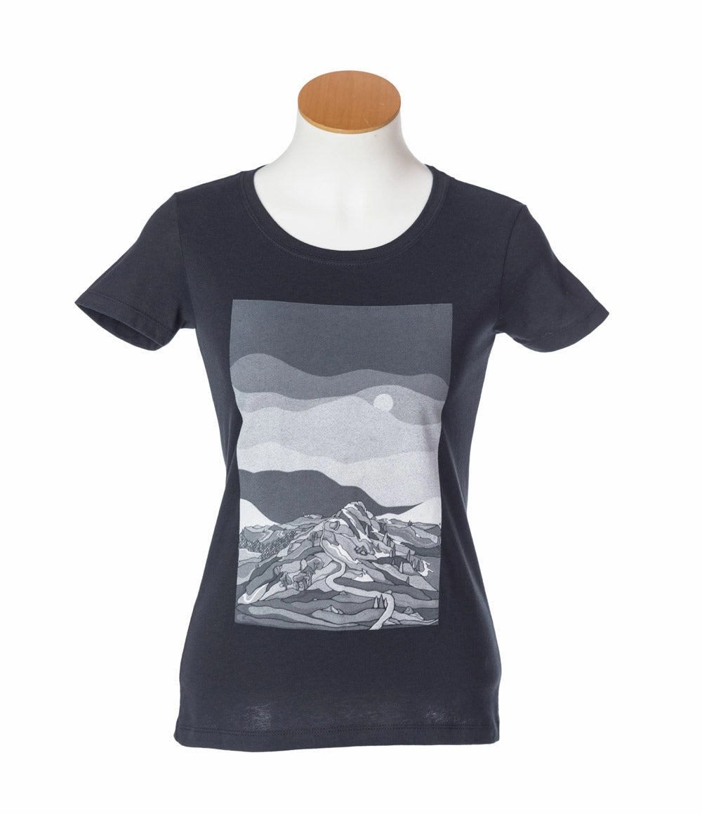 W BA Bryn Red Dog Ridge Tee