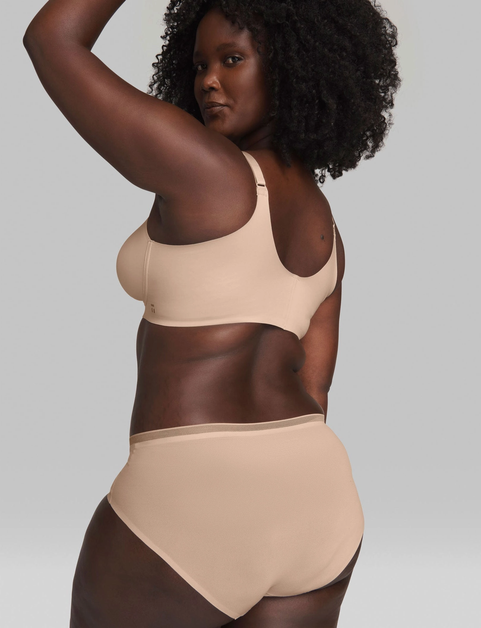 Women's Air Brief