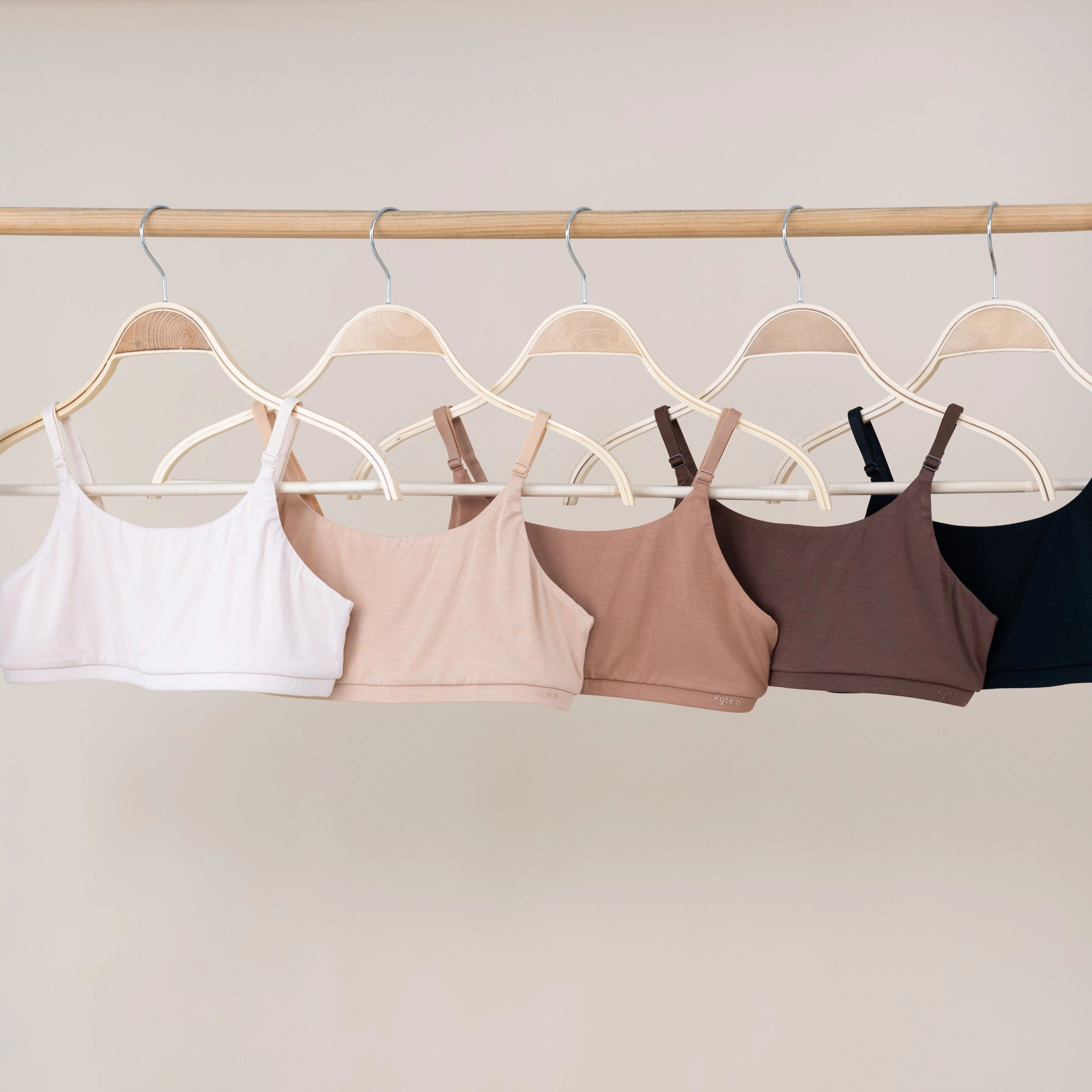 Women's Scoop Neck Bralette in Midnight